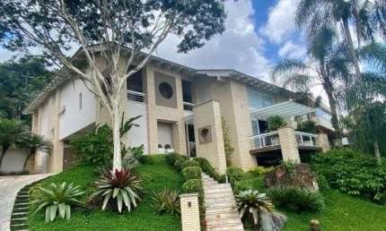CASA EM CONDOMÍNIO FECHADO no SAGUAÇÚ com 4 quartos para VENDA, 545 m²