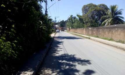 Terreno à venda no Quingoma, Lauro de Freitas  por R$ 3.000.000