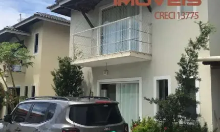 Casa com 4 quartos à venda no Centro, Lauro de Freitas  por R$ 500.000