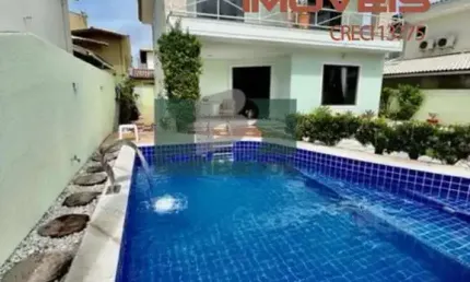 Casa com 4 quartos à venda no Centro, Lauro de Freitas  por R$ 945.000