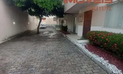 Casa comercial com 1 sala à venda no Buraquinho, Lauro de Freitas  por R$ 650.000