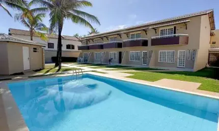 Casa em condomínio fechado com 3 quartos à venda no Stella Maris, Salvador  por R$ 595.000