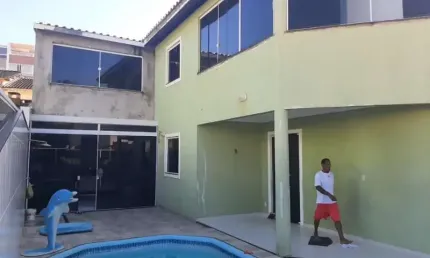 Casa em condomínio fechado com 5 quartos à venda na Praia do Flamengo, Salvador  por R$ 750.000