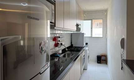 Apartamento com 2 dormitórios à venda, 55 m² por R$ 225.000,00 - Vila Belvedere - Americana/SP