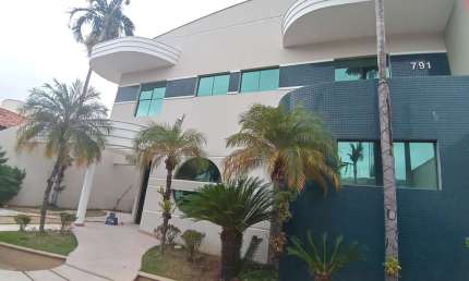 Casa comercial com 8 salas para alugar no Jardim Bela Vista, Americana 