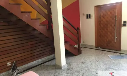 Bela Vista, ótimo sobrado em Vila Fechada com 3 quartos