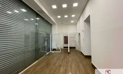 Loja para locação  itaim bibi, com pé direito alto, atende vários ramos