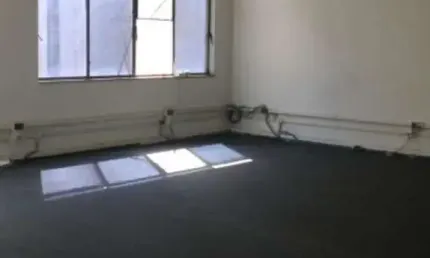 EXCELENTE CONJUNTO COMERCIAL COM 02 SALAS NO CENTRO