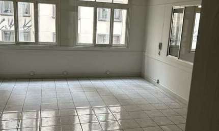 Sala Comercial a venda na Republica , 2 salas e 102 m ²