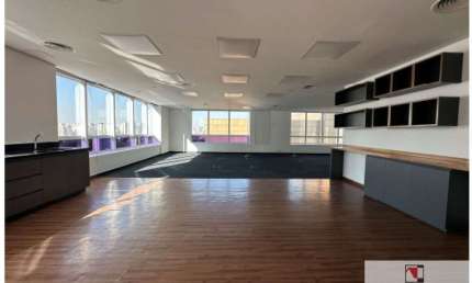 Sala comercial para alugar na Rua Quintana, 887, Brooklin, São Paulo