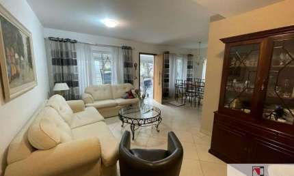 Casa com 3 quartos à venda na Rua Dona Catarina, 235, Jardim Petrópolis, São Paulo