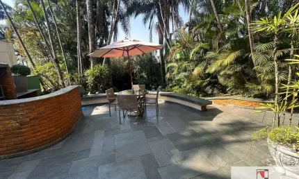 Vendo Casa Brooklin, com 380 mts construção e 500 terreno