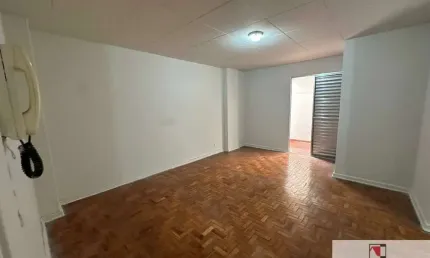 Vendo Apartamento no térreo com 26,00 mts, 1 dormitório