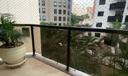 Apartamento com 3 quartos para alugar na Rua Jerônimo da Veiga, 225, Jardim Europa, São Paulo