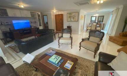 Vendo ou Alugo, apartamento Itaim bibi 210 mts, 3 dormitórios, varanda e lazer