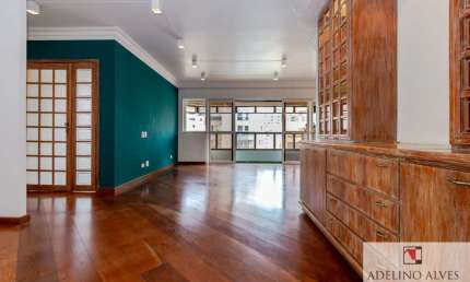 Vendo Apartamento em Av  Macuco , 49 ,  com 155 mts, 2 vagas, varanda