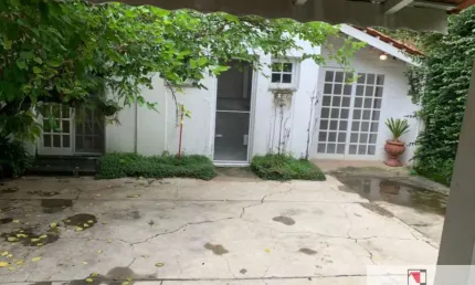 Vendo/Alugo Casa Jardim Paulistano 3 dormitórios e 220 m ²