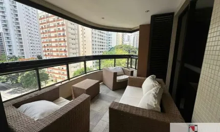 Apartamento a venda  em Moema , 3 dormitórios e 178 m ²