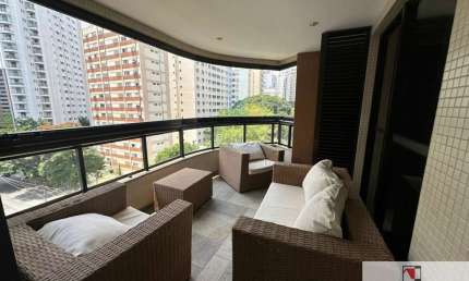 Apartamento para venda ou locação em Moema , 3 dormitórios e 178 m ²