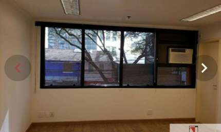 Conjunto comercial para Venda na Vila Olímpia com 28 m ²
