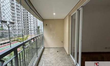 Apartamento para Locação no Paraíso com 2 vagas, 3 dormitórios