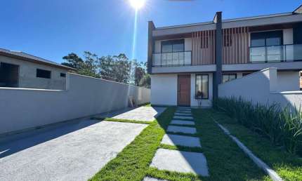 Casa para Venda em Florianópolis, São João do Rio Vermelho, 3 dormitórios, 2 suítes, 3 banheiros, 2 vagas