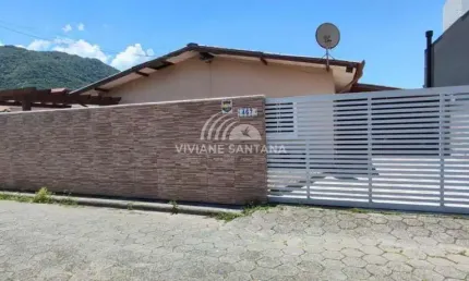 Casa para Venda em Florianópolis, São João do Rio Vermelho, 4 dormitórios, 1 suíte, 2 banheiros, 8 vagas