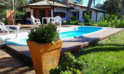 Casa para Venda em Florianópolis, São João do Rio Vermelho, 2 dormitórios, 2 banheiros, 4 vagas