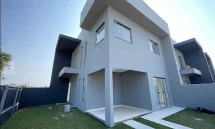Sobrado para venda em barra velha, itajuba, 3 dormitórios, 2 suítes, 3 banheiros, 1 vaga