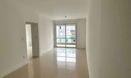 Apartamento com 2 dormitórios (1 suíte) no Centro da Palhoça/SC