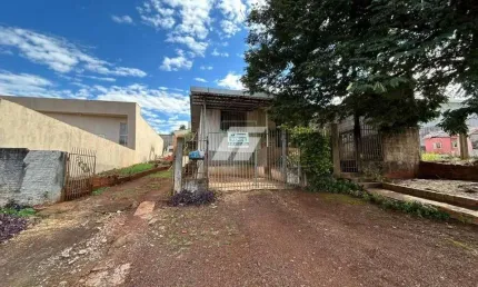 Casa à venda no Universitário, Cascavel 