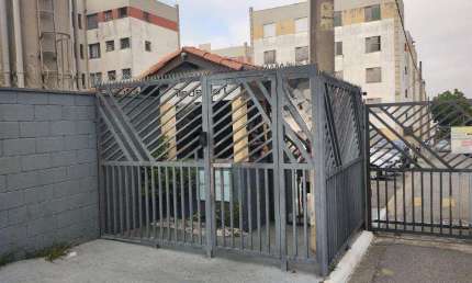 Apartamento para Venda em São Paulo, Itaim Paulista, 2 dormitórios, 1 banheiro, 1 vaga