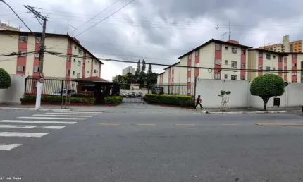Apartamento para venda em são paulo, vila carmosina, 2 dormitórios, 1 banheiro, 1 vaga
