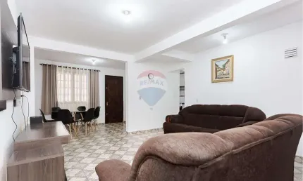 Casa com 3 quartos à venda na Rua Nicodemus Zeglin, 448, Uberaba, Curitiba