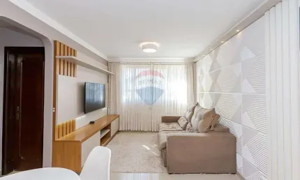 Apartamento reformado no rebouças, com 65m², 2 quartos e 1 vaga de garagem