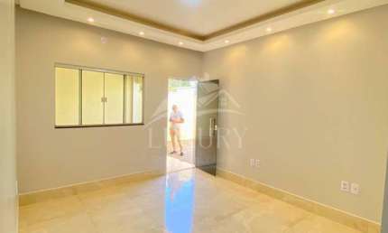 Casa de 3 quartos sendo 1 suíte - centro - Senador Canedo, a 300m da Adrenaline
