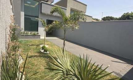 Casa à venda - 3 quartos, sendo 1 suíte - Vila são Sebastião - Senador Canedo-GO