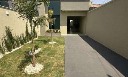 Casa à venda - 3 quartos, sendo 1 suíte -  Vila são Sebastião - Senador Canedo-G