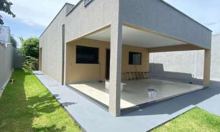 Casa sozinha no lote - Em frente ao Parque do Lago no Residencial Boa Vista