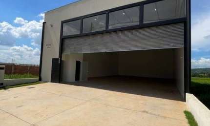 Galpão para Locação no Setor Top do Parque | 240m² em Senador Canedo-GO