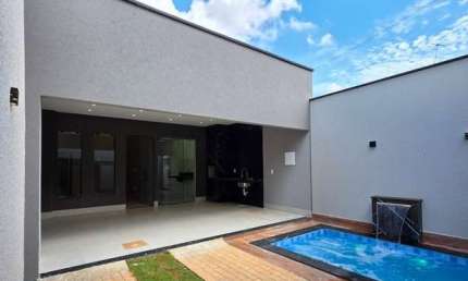 Casa com piscina no Jardim Canedo II – Financiável!