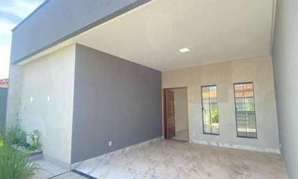 Para Morar Bem: Casa com 3 Quartos, Suíte e Quintal – Santa Edwiges