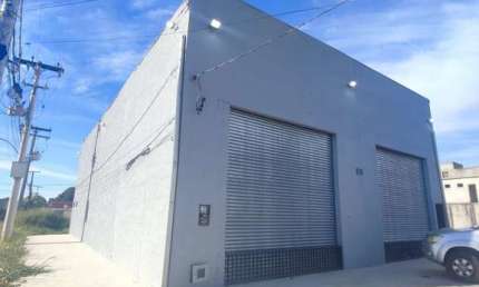 Galpão para locação no Jardim Canedo III, 345m², R$ 4.500 mensais