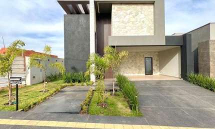 Duplex de Alto Padrão com 4 Suítes no Jardins Nápoles – Senador Canedo