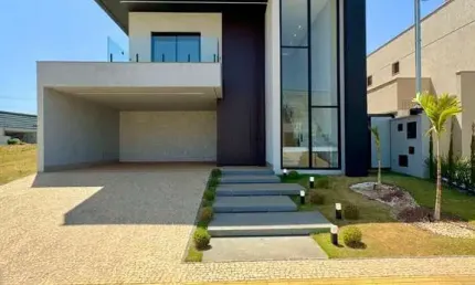 Casa Alto Padrão com 4 Suítes e Piscina no Jardins Bolonha – Senador Canedo