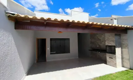 Casa com 3 quartos, suíte e área gourmet completa – Entrada facilitada!