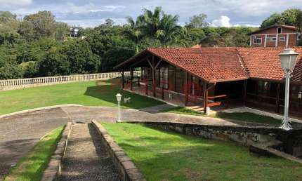 Casa em condomínio fechado com 3 quartos para alugar na Rua Américo Ferreira de Camargo Filho, 1229, Colinas do Ermitage (Sousas), Campinas, 380 m2 por R$ 7.500