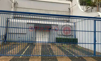 Casa comercial para alugar na Rua Barata Ribeiro, 250, Vila Itapura, Campinas, 330 m2 por R$ 8.000