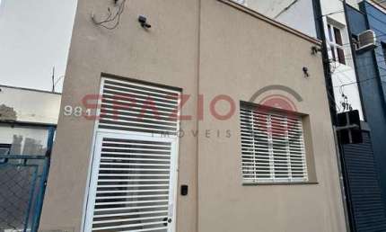 Casa com 3 quartos para alugar no Cambuí, Campinas , 85 m2 por R$ 3.350