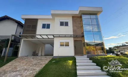 Casa em condomínio fechado com 3 quartos à venda na Rua Orlando Phillipi, 1, Saco Grande, Florianópolis por R$ 2.800.000